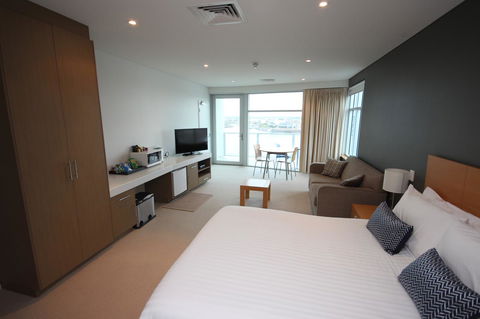 Wallaroo Marina Apartments - Accommodation Asia 21