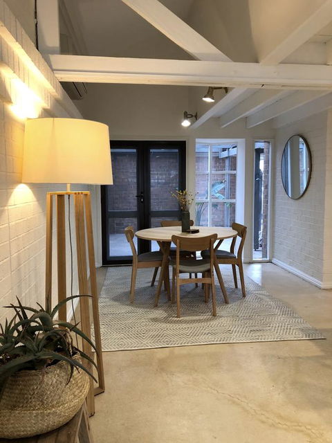 The Loft - Beautiful Central Barossa Apartment - Accommodation Asia 3
