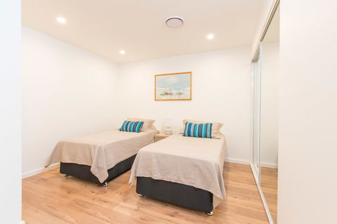 Bluewater Apartments - Accommodation Asia 43