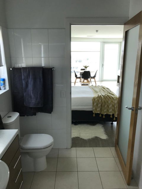 Ocean View Luxury Apartment & Suite - Accommodation Asia 18