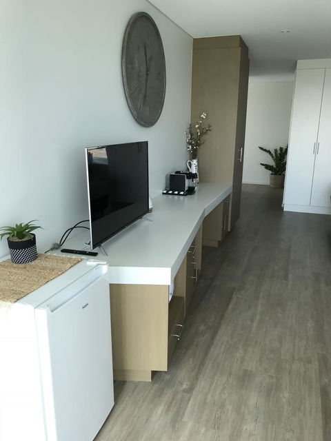 Ocean View Luxury Apartment & Suite - Accommodation Asia 31