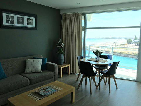 Ocean View Luxury Apartment & Suite - Accommodation Asia 23
