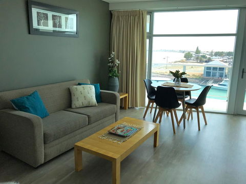 Ocean View Luxury Apartment & Suite - Accommodation Asia 11