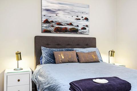 Ainslie Roberts Drive Retreat - Accommodation Asia 6