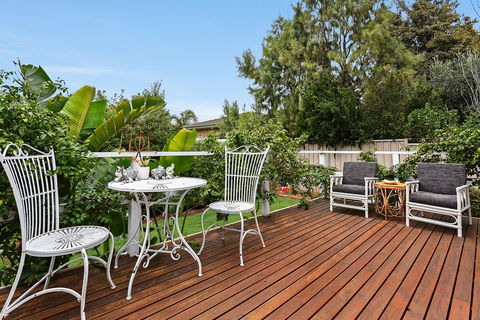 Ainslie Roberts Drive Retreat - Accommodation Asia 9