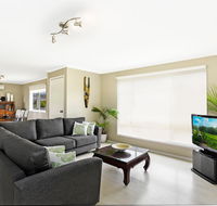 Ainslie Roberts Drive Retreat - Accommodation Asia