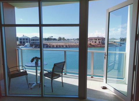 Wallaroo Marina Executive Apartments - Accommodation Asia 1