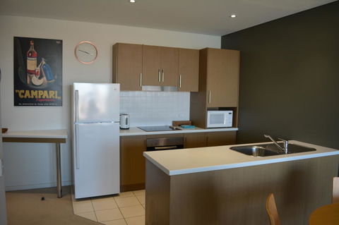 Wallaroo Marina Luxury Apartment - Accommodation Asia 12