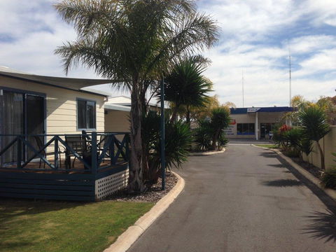 Sail & Anchor - Accommodation Asia 1