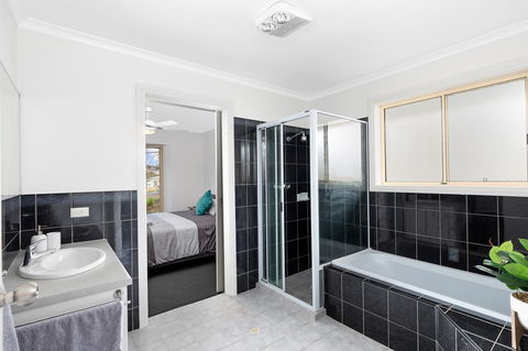 Maggie\'s Place - Accommodation Asia 4