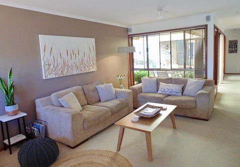 Baronet B & B - Accommodation Asia 4