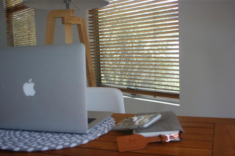 S T U D I O 22 Peaceful Retreat With Garden Views - Accommodation Asia 14