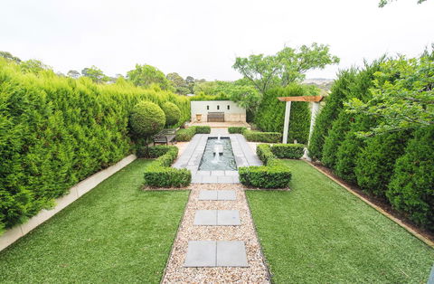 S T U D I O 22 Peaceful Retreat With Garden Views - Accommodation Asia 0