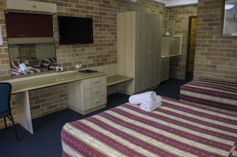 Windsor Terrace Motel - Accommodation Asia 11