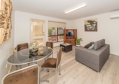 Tanunda\'s Magpie House - Accommodation Asia 13