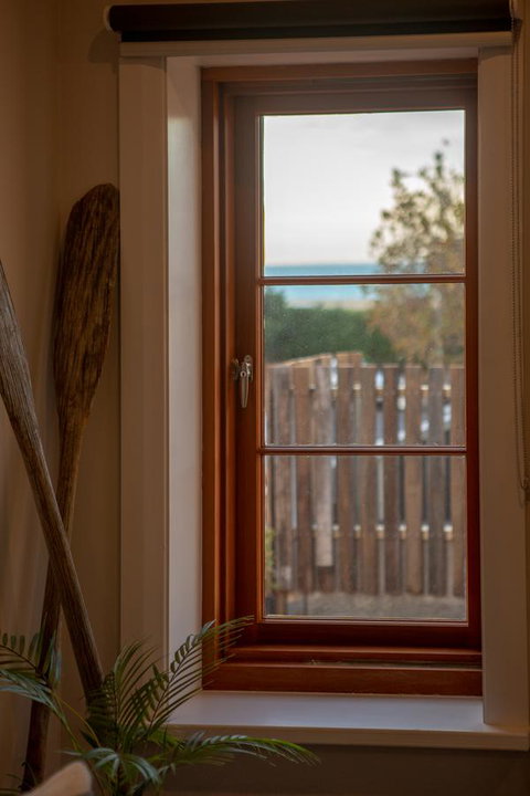 Lucy's Cottage - Accommodation Guide 14