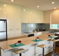Eastern Breeze - Accommodation Asia