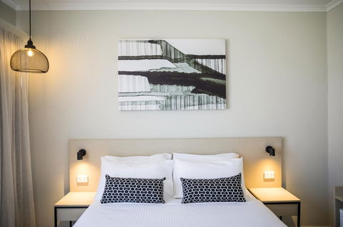Nightcap At Finsbury Hotel - Accommodation Asia 24