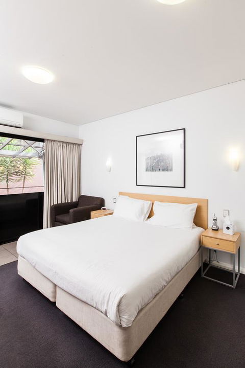 Majestic Oasis Apartments - Accommodation Asia 26
