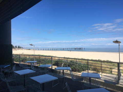 Luxury Beachside Accomodation - Accommodation Guide 26