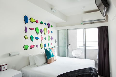 Majestic Minima Hotel - Accommodation Guide 14