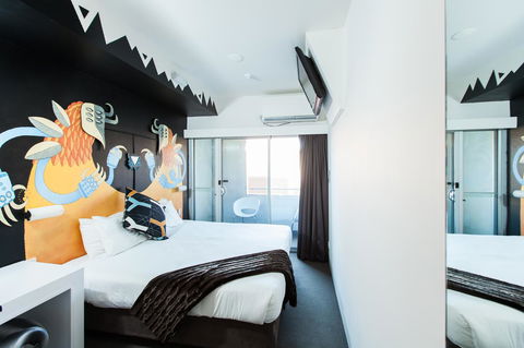 Majestic Minima Hotel - Accommodation Guide 2