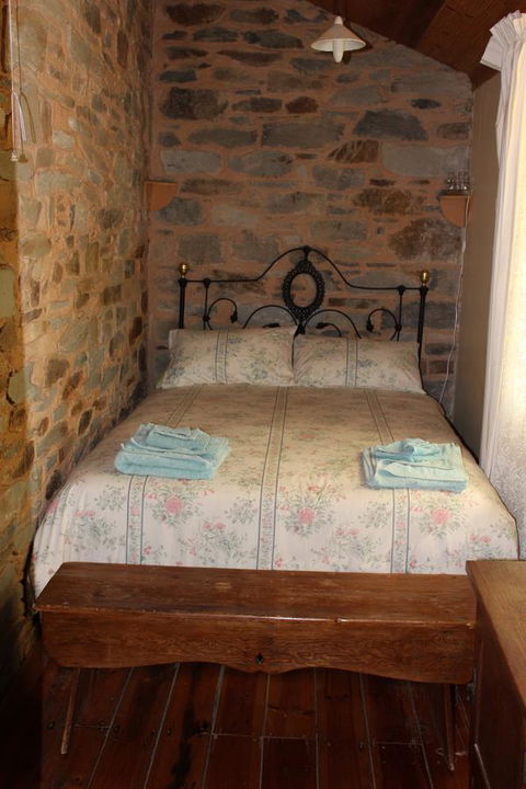 Hillside Cottage - Accommodation Asia 3