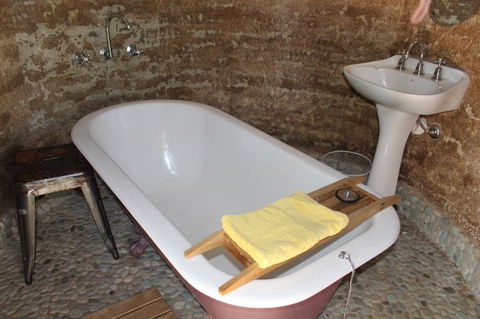 Hillside Cottage - Accommodation Asia 7