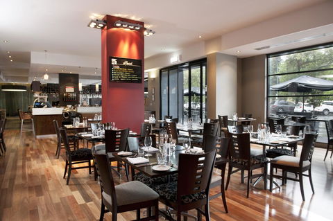 Mantra Hindmarsh Square - Accommodation Guide 10