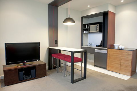 Mantra Hindmarsh Square - Accommodation Guide 14
