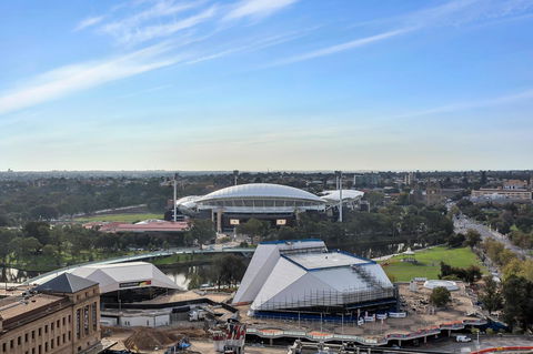 Stamford Plaza Adelaide - Accommodation Guide 12