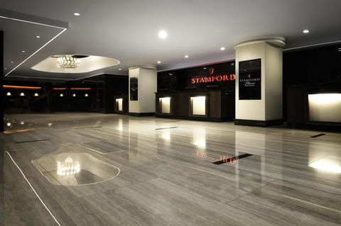 Stamford Plaza Adelaide - Accommodation Guide 24