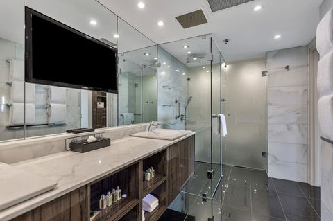 Stamford Plaza Adelaide - Accommodation Guide 39