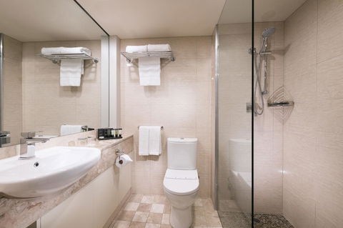 Stamford Plaza Adelaide - Accommodation Guide 18