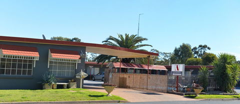 Ardeanal Motel - Accommodation Asia 2