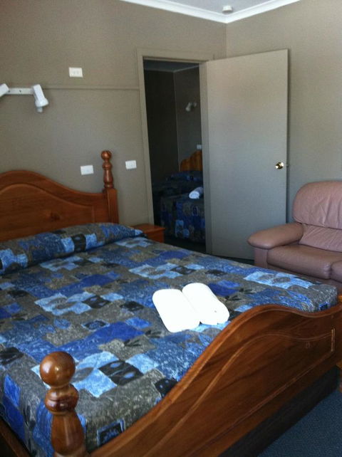 Ardeanal Motel - Accommodation Asia 12