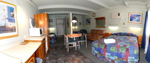 Ardeanal Motel - Accommodation Asia 7