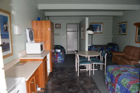 Ardeanal Motel - Accommodation Asia 41