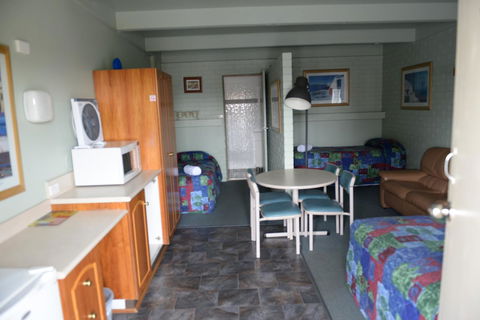 Ardeanal Motel - Accommodation Asia 40