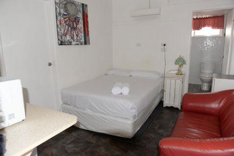 Ardeanal Motel - Accommodation Asia 25