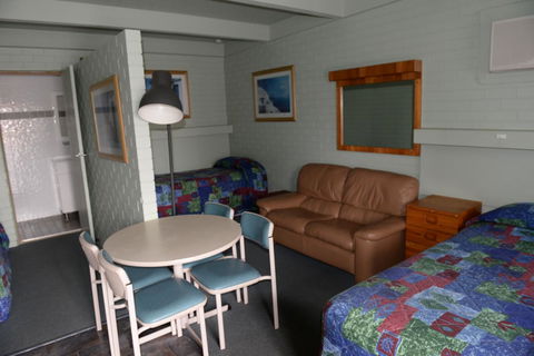 Ardeanal Motel - Accommodation Asia 42