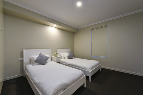 Aloha Central Luxury Apartments - Accommodation Asia 27