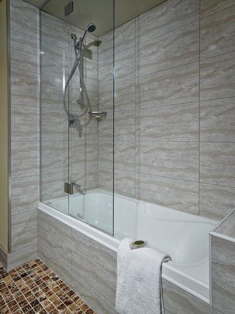 Stamford Grand Adelaide - Accommodation Asia 13