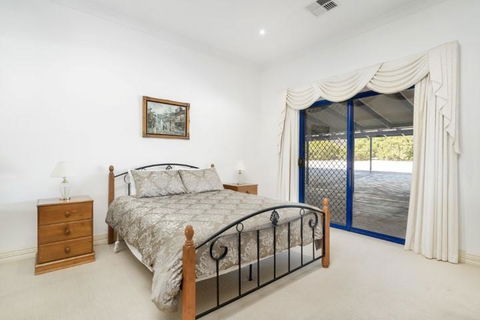 Doyles On The Bay - Accommodation Asia 25