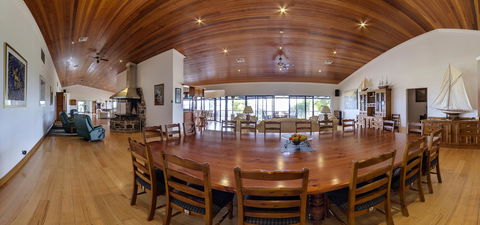 Doyles On The Bay - Accommodation Asia 22