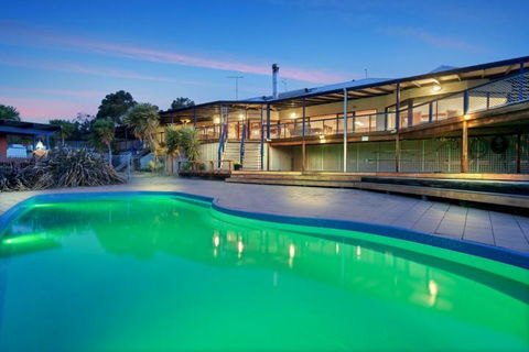 Doyles On The Bay - Accommodation Asia 7