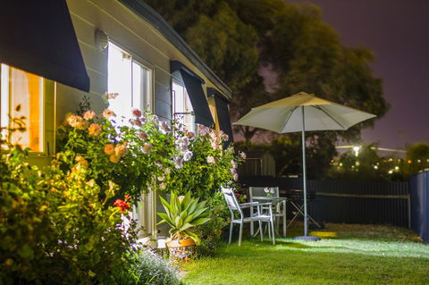 Moana Beach Sunset Holiday Accommodation A - Accommodation Asia 11