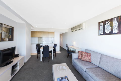 IStay Precinct Adelaide - Accommodation Asia 21