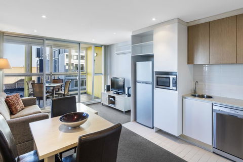 IStay Precinct Adelaide - Accommodation Asia 16
