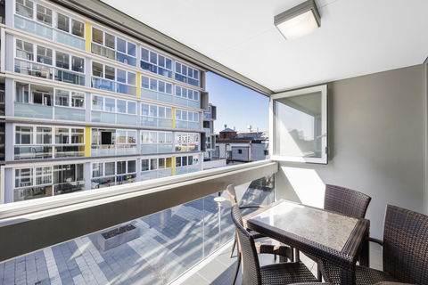 IStay Precinct Adelaide - Accommodation Asia 4